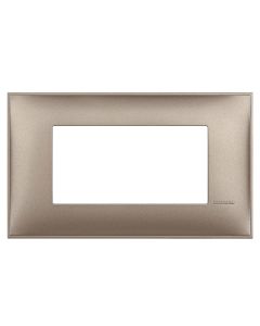 Kapak 4M, Titan metal